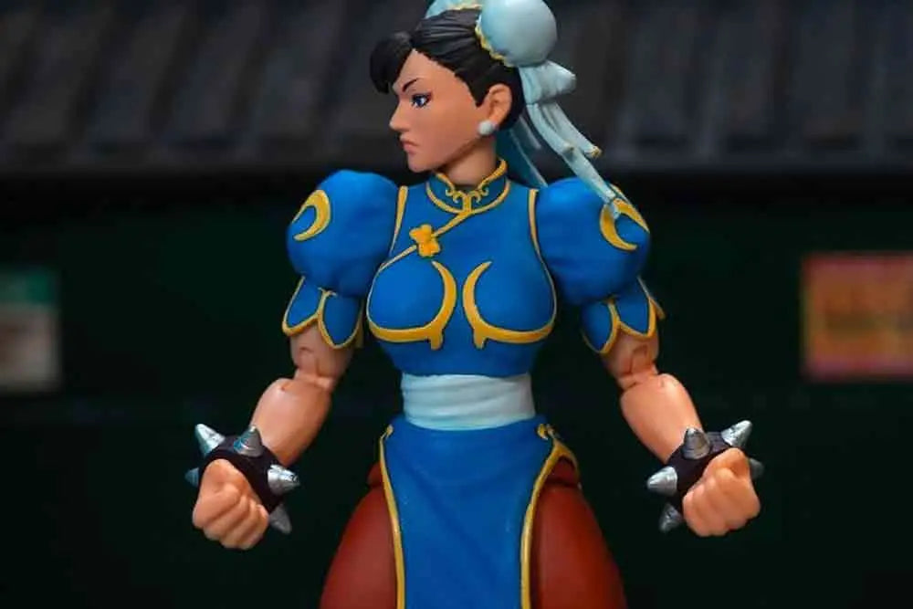 STREET FIGHTER 2 CHUN LI BLUE DRESS 1/12 DELUXE ACTION Figura