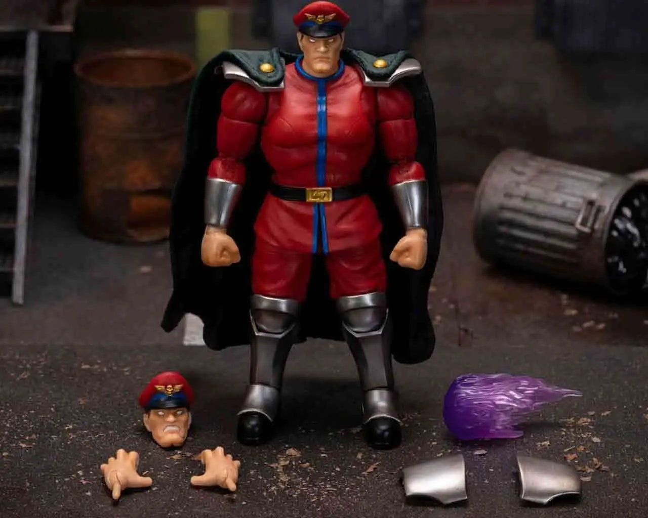 STREET FIGHTER 2 MR BISON 1/12 DELUXE ACTION Figura