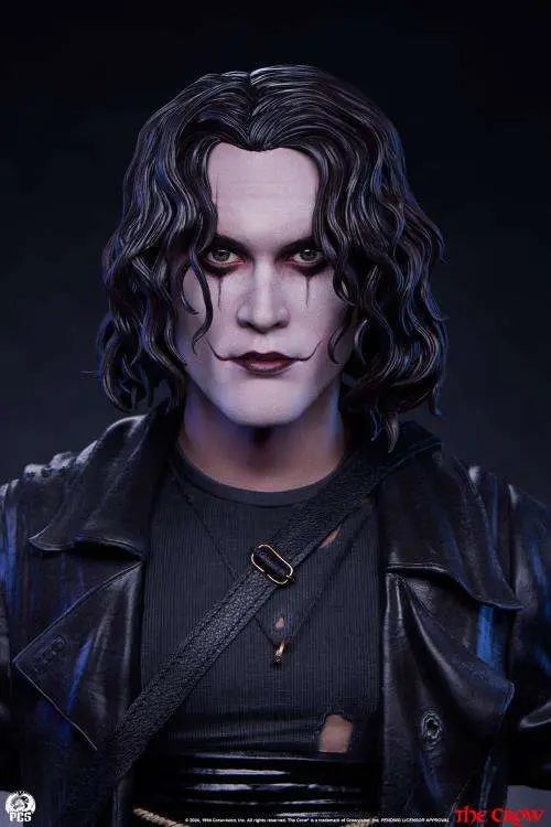 THE CROW 1:3 SCALE Estatua