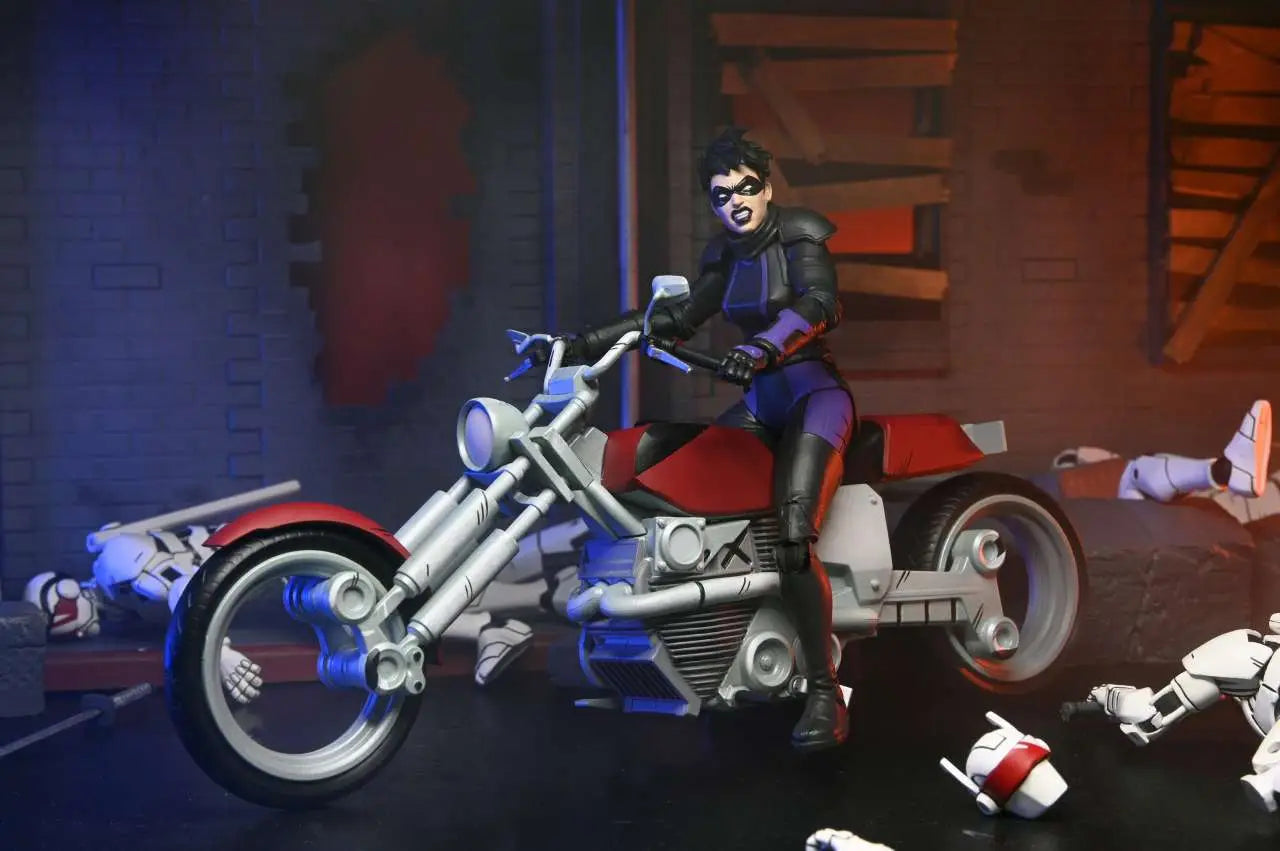 Tortugas Ninja (The Last Ronin The Lost Years) Figura Casey Marie with Last Ronin Motorcycle 18 cm