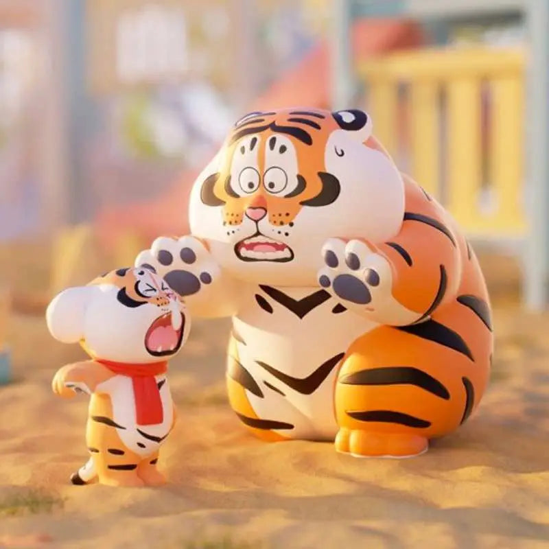 ALEXANDER THE TIGER ROARING LOVE BLIND BOX DISPLAY (8)