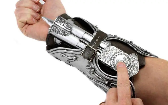 ASSASSIN CREED 2 EZIO HIDDEN BLADE ROLE PLAY GAUNTLET Réplica