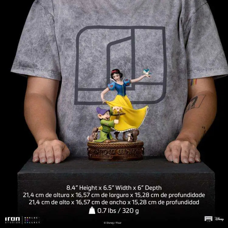 DISNEY CLASSIC SNOW WHITE ANDTHE SEVEN DWARVES 1/10 Estatua