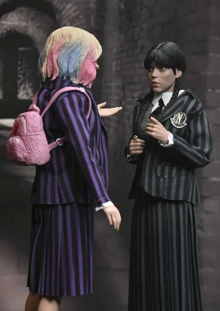 Wednesday Paquete de 2 Figuras Wednesday Addams (Nevermore Uniform) and Enid 20 cm