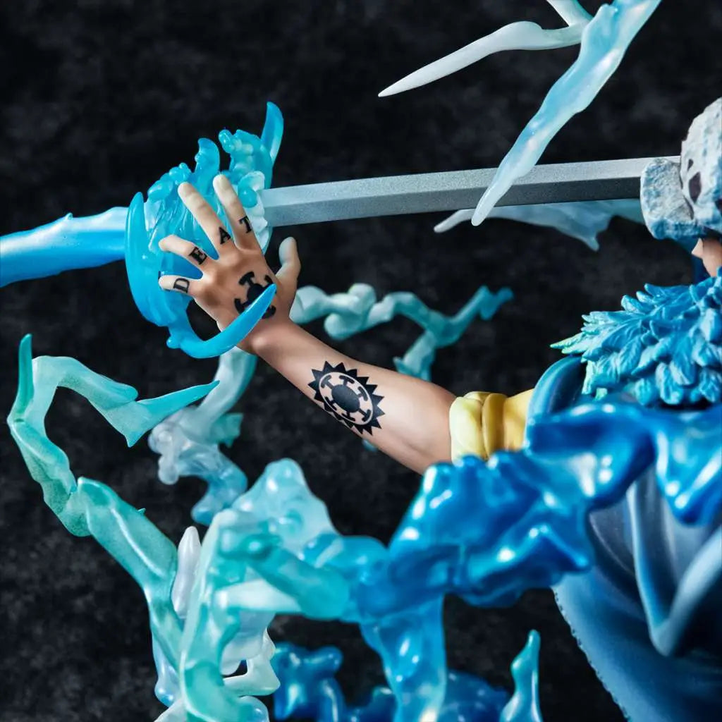 ONE PIECE TRAFALGAR LAW SURGEON OF DEATH AWAKEN WA-MAXIMUM POP Estatua