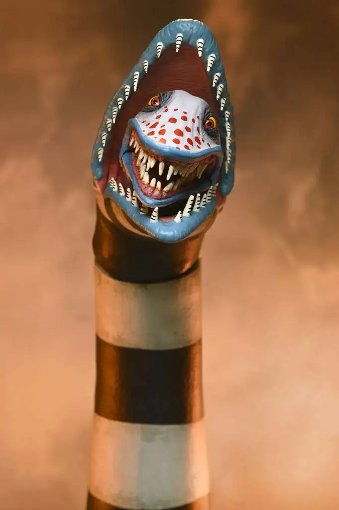 Beetlejuice Beetlejuice Pack de 2 Figuras Ultimate "Matador" Beetlejuice and Sandworm 18 cm