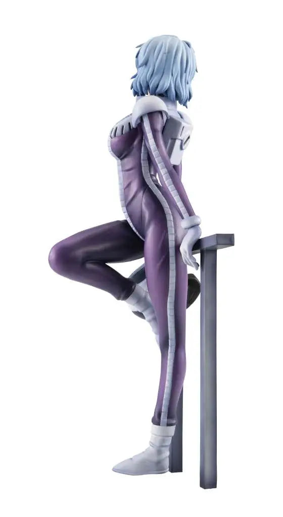 MS GUNDAM 08TH MS TEAM INAH SAKHALIN SNOW NIGHT VER GGG Estatua