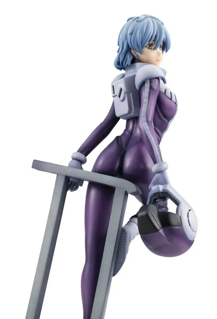 MS GUNDAM 08TH MS TEAM INAH SAKHALIN SNOW NIGHT VER GGG Estatua