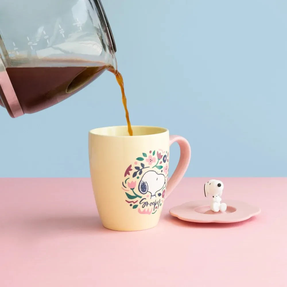 Taza premium tapa Snoopy