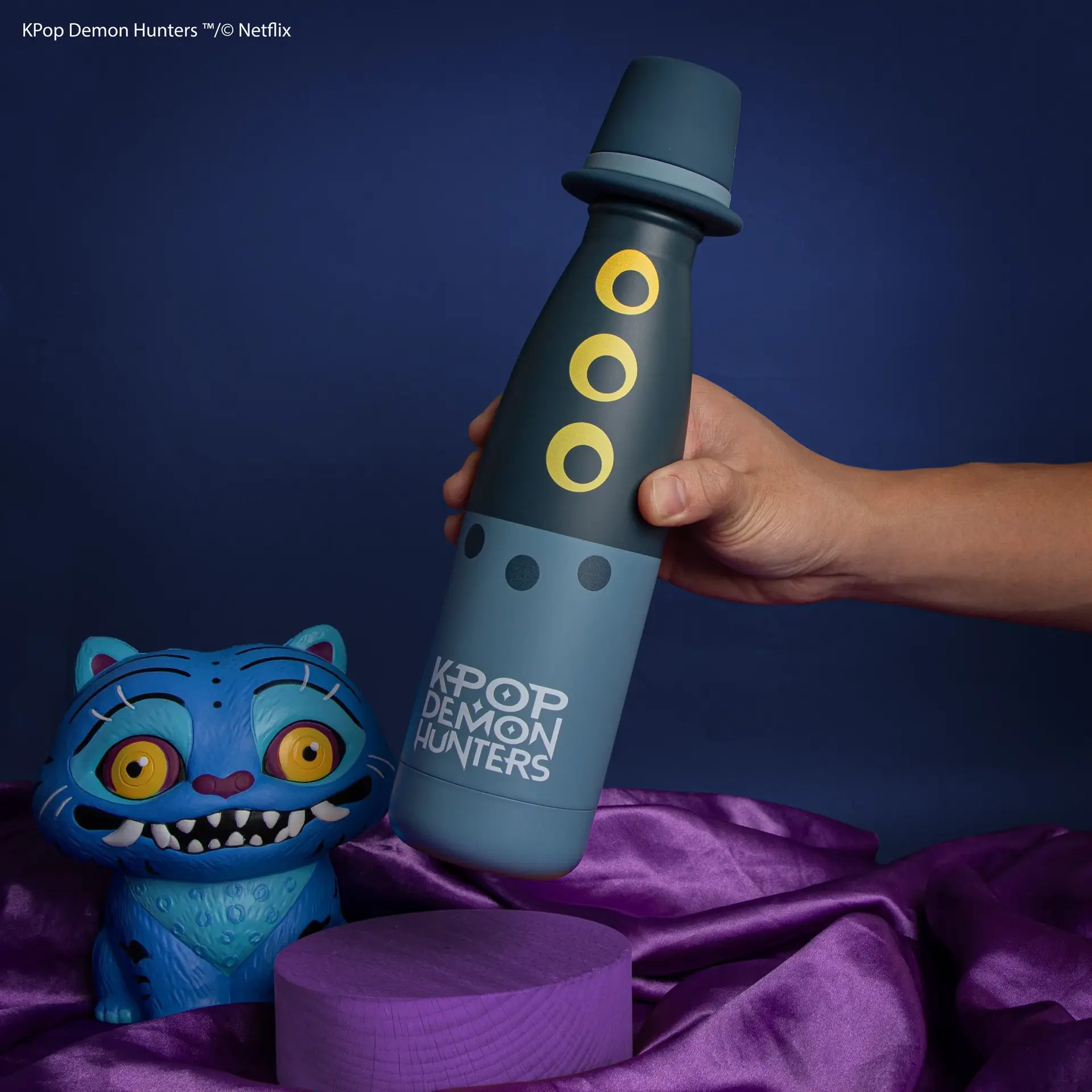 KPOP DEMON HUNTERS SUSSIE WATER Botella