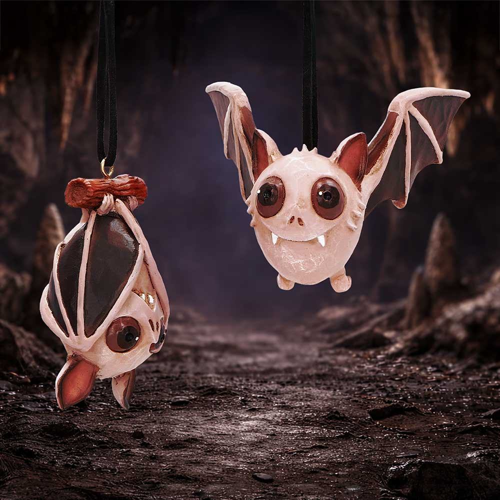 SNEAK AND PEAK HANGING ORNAMENTS SET (2) Frikytopia