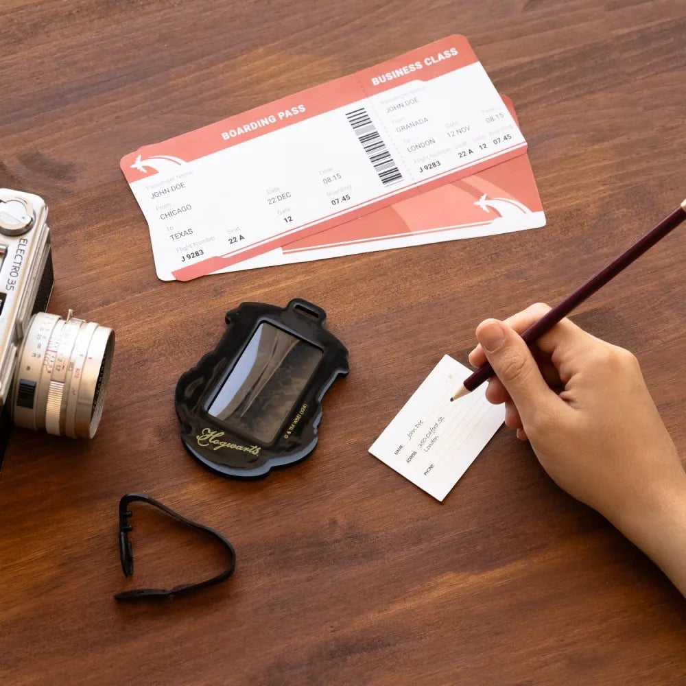 HARRY POTTER HOGWARTS LUGGAGE TAG