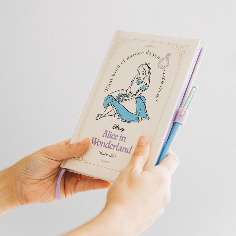 Cuaderno A5 premium boligrafo Alicia en el Pais de las Maravillas Disney
