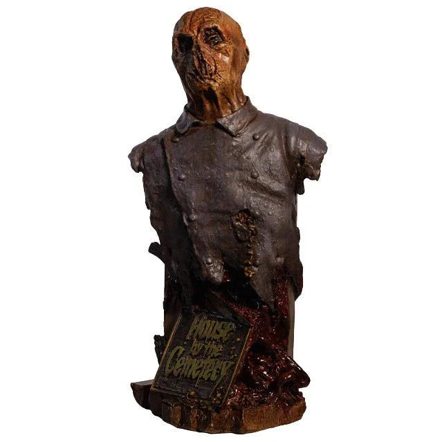 HOUSE BY THE CEMENTERY DR FREUDSTEIN Busto