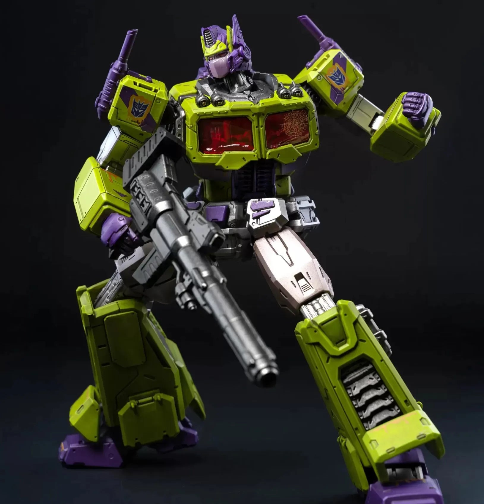 TRANSFORMERS MDLX TOXITRON EXCLUSIVE ACTION Figura