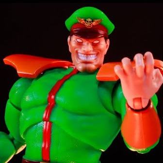 Figura Bison Player 2 Street Fighter II 17cm