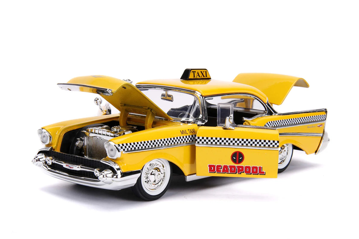 MARVEL DEADPOOL 1975 CHEVROLET YELLOW TAXI  BEL AIR & DEADPOOL 1/24 DIE-CAST MODEL