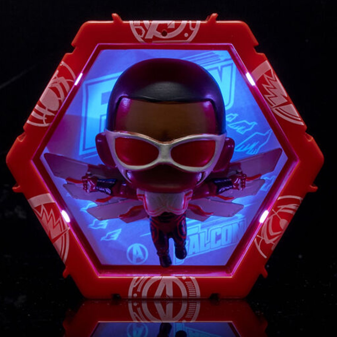 Figura wow pod marvel falcon