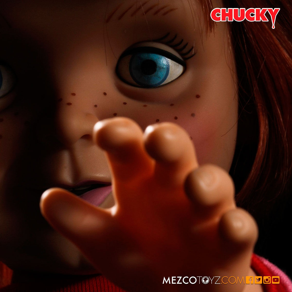 Figura articulada parlante muneco diabolico chucky 38cm