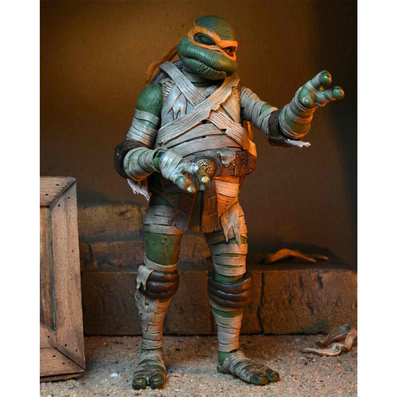 Figura Ultimate Michelangelo As The Mummy las Tortugas Ninja 18 cm