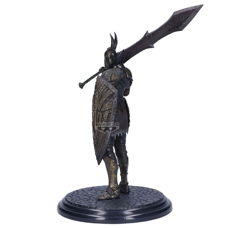 Figura Black Knight Sculpt Collection Dark Souls 20 cm