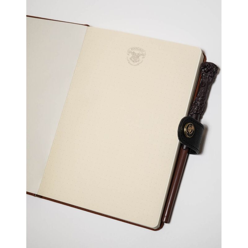 Cuaderno A5 Premium + Boligrafo Varita Hogwarts Harry Potter