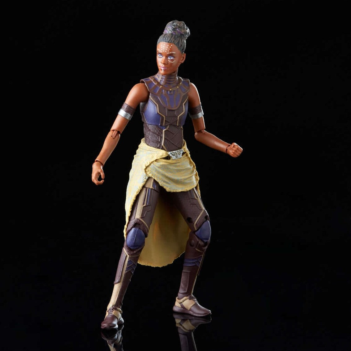 Figura hasbro marvel legend seris shuri black panther legacy collection Frikytopia