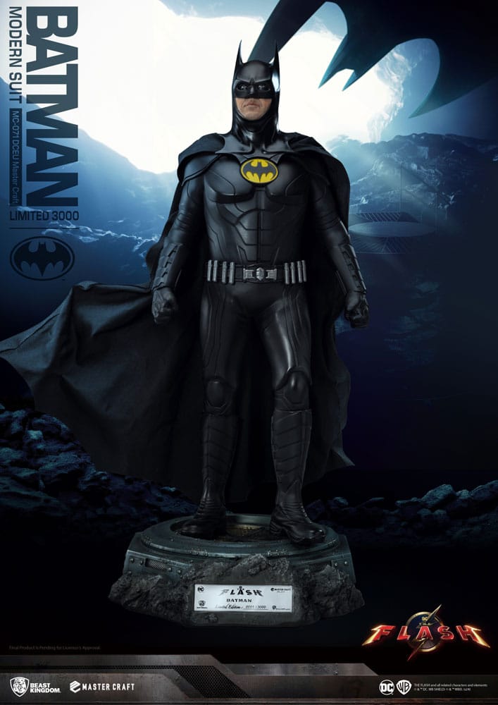 Batman Estatua Master Craft Batman Modern Suit 42 cm Frikytopia