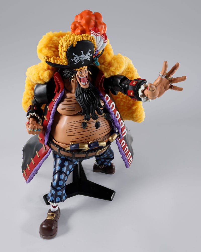 Marshall D. Teach Four Emperors Figura 24 -5 cm One Piece Sh Figuarts