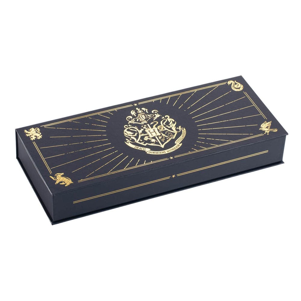 Harry Potter Réplica Pluma de Escribir Hogwarts con Papel con Cabeza de Hogwarts 31 cm