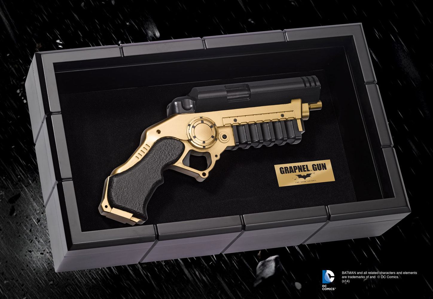 Batman El Caballero Oscuro Replica 1/1 Pistola Grapnel Frikytopia