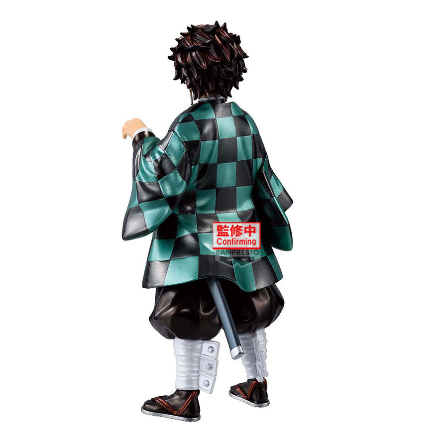 Figura Banpresto Demon Slayer Kimetsu No Yaiba Grandista Tanjiro Kamado Special Color Ver. 24 cm