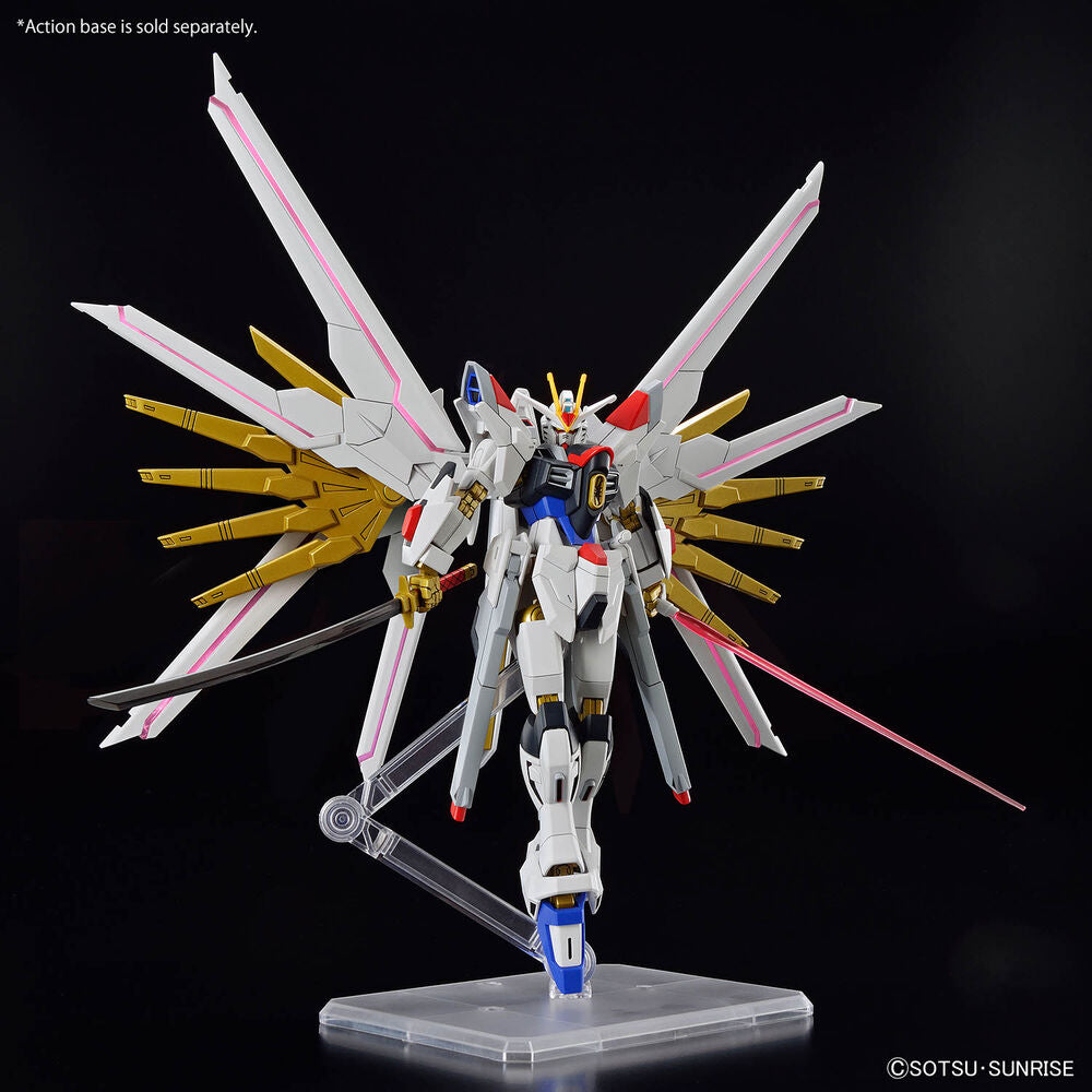 Maqueta HGCE 1/144 Mighty Strike Freedom Gundam Frikytopia