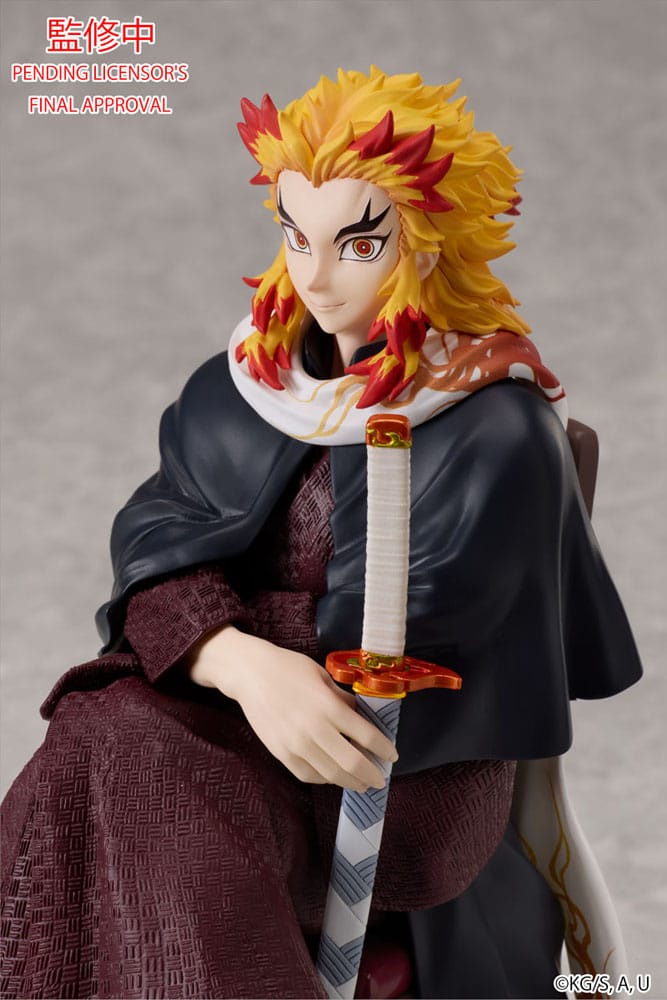 Demon Slayer: Kimetsu No Yaiba Estatua Kyojuro Rengoku 16 cm