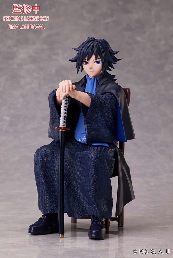 Demon Slayer: Kimetsu no Yaiba Estatua Giyu Tomioka 16 cm