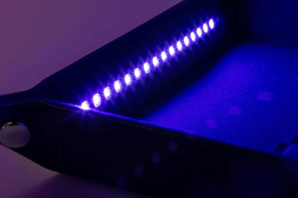 FanRoll Shadowlight Bandeja Plegable para Dados Blacklight Black
