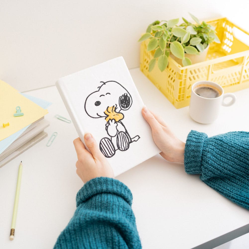 Peanuts Cuaderno Peluche A5 Premium Snoopy