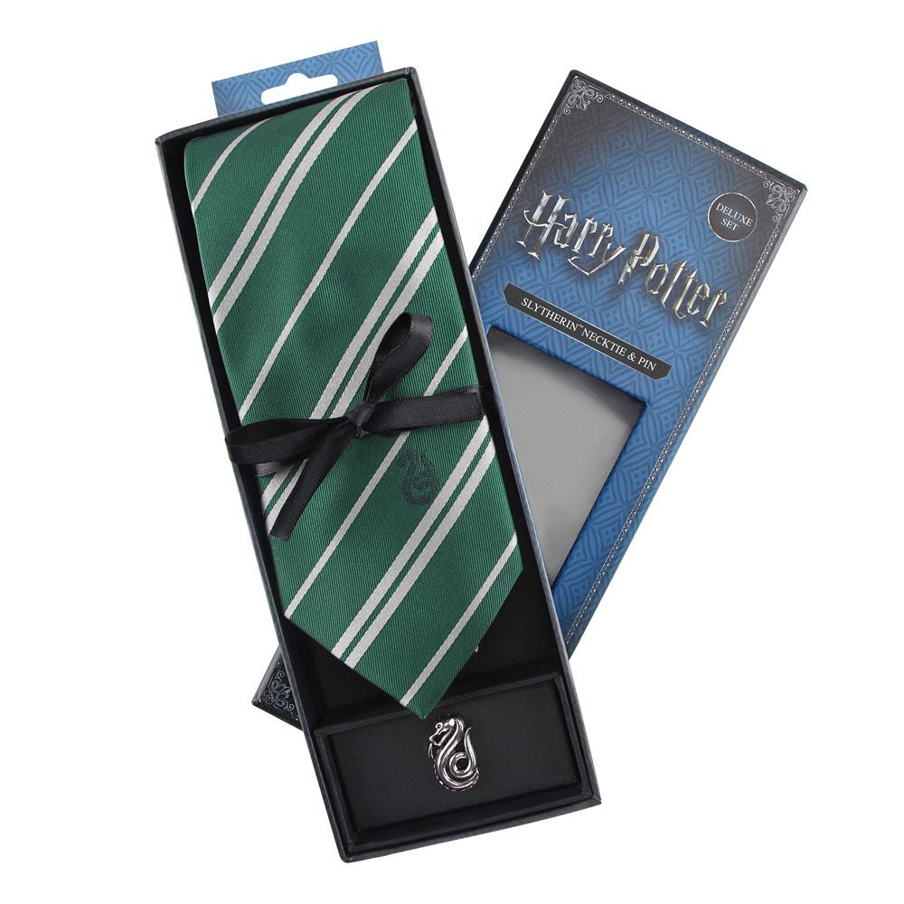 Harry Potter Set Deluxe de Corbata & Pin Slytherin Frikytopia