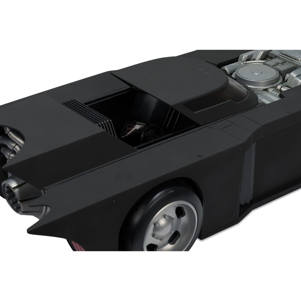 DC Rebirth DC Multiverse Vehículo Batmobil 58 cm