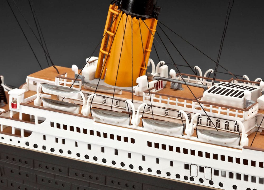Titanic Kit completo de Maqueta 1/400 R.M.S. Titanic 100th Anniversary Edition 67 cm