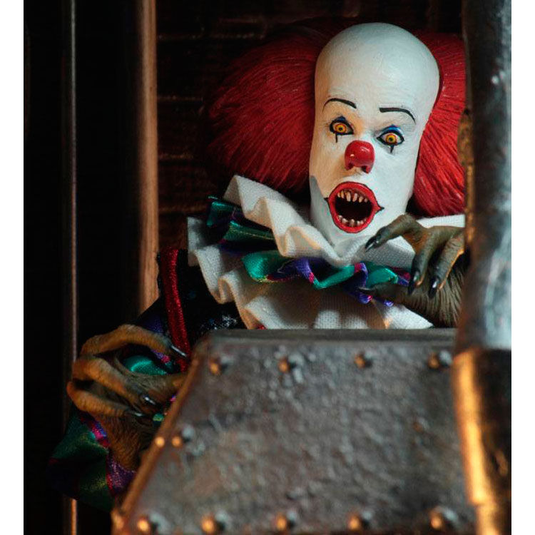 Figura neca it 1990 pennywise clothed