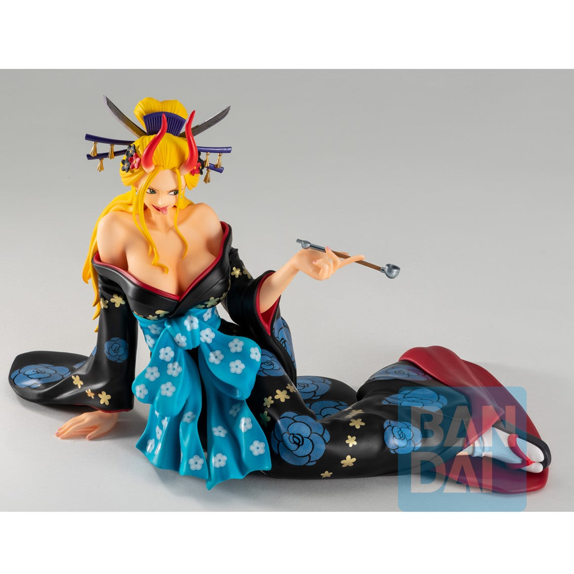 Figura Ichibansho Black Maria Glitter One Piece 15cm