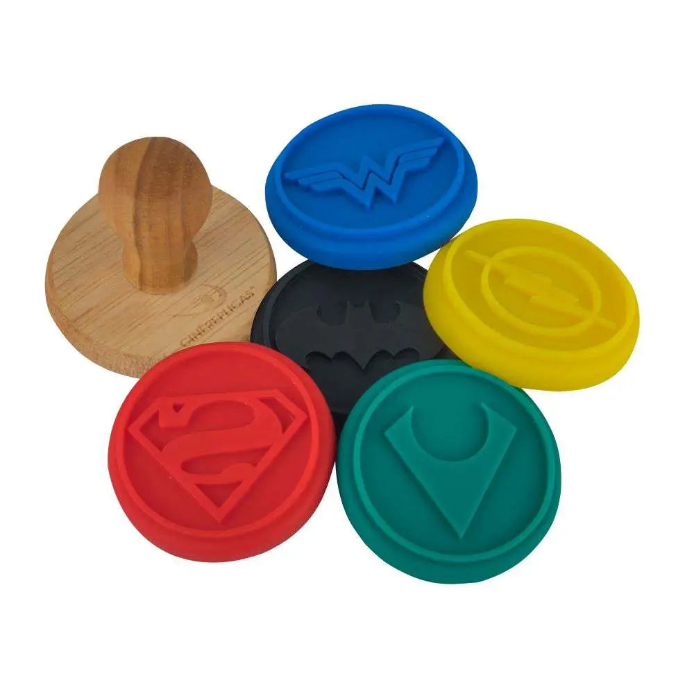 JUSTICE LEAGUE LOGO COOKIE STAMPS SET Frikytopia
