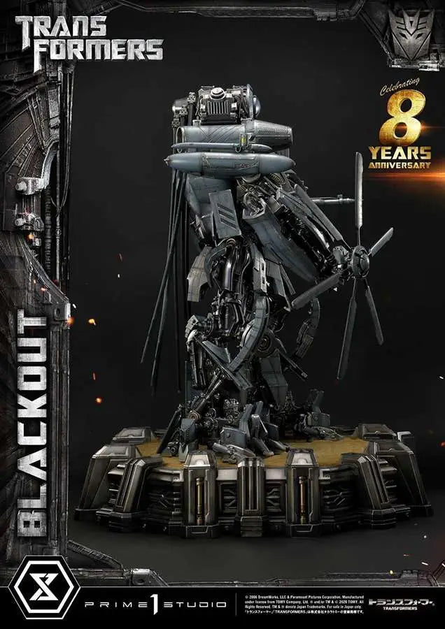 TRANSFORMERS BLACKOUT Estatua