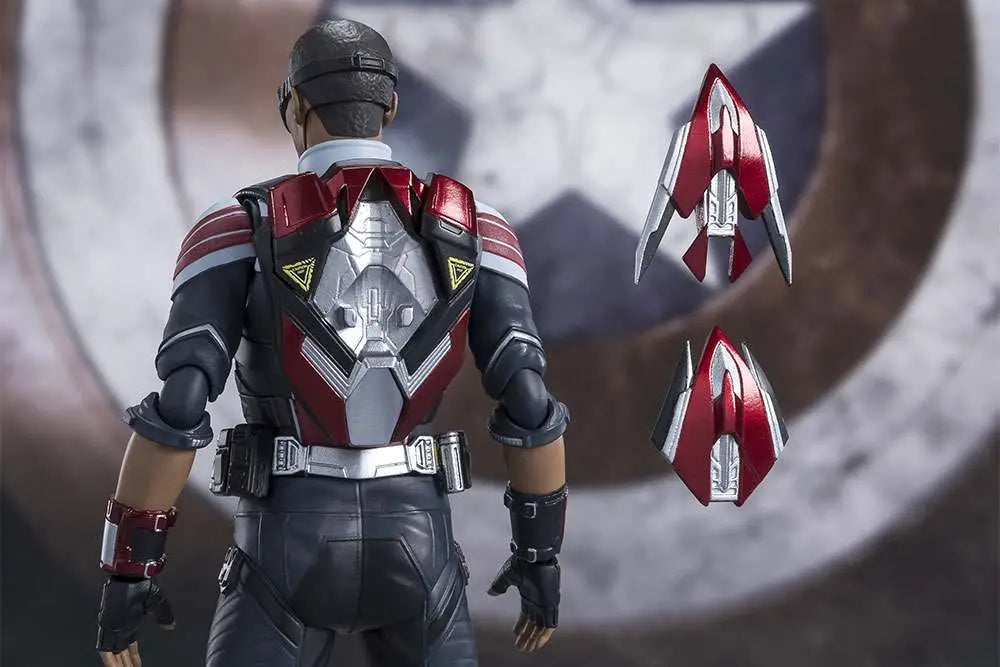 Figura tamashi nations falcon figura marvel the falcon and the winter soldier