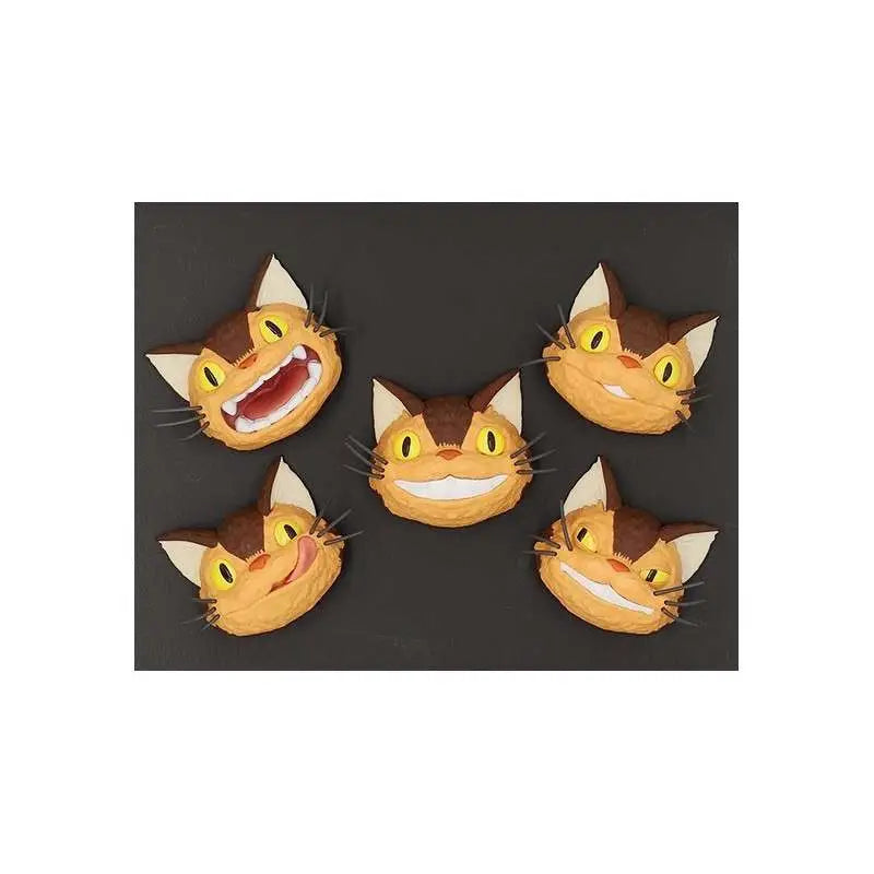 TOTORO CATBUS FACES MAGNETS BOX (6) Frikytopia