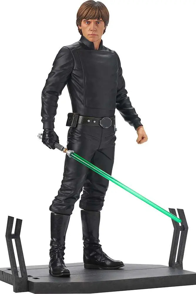 SW ROTJ LUKE SKYWALKER MILESTONES Estatua