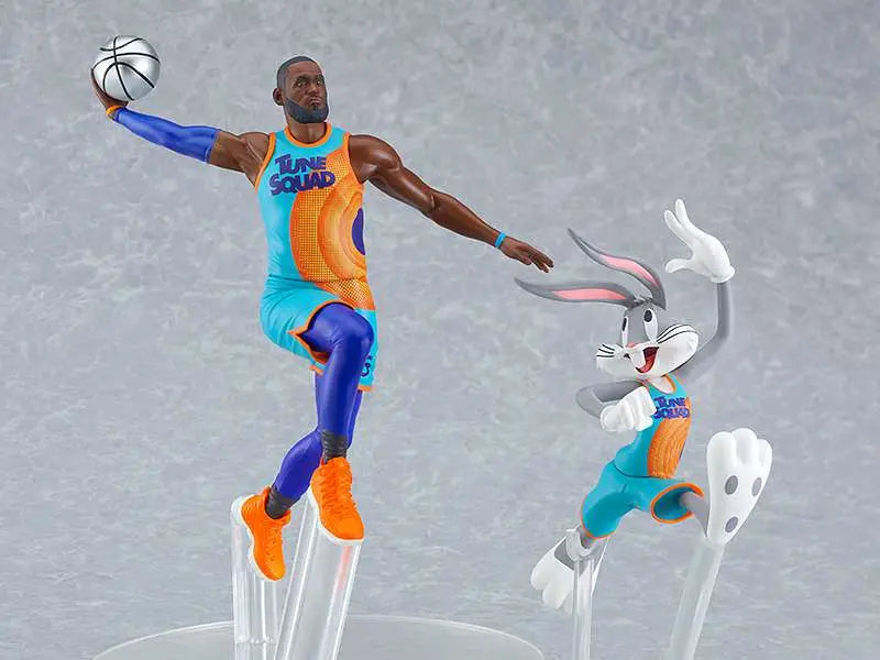 SPACE JAM LEBRON JAMES & BUGS BUNNY PUP Frikytopia