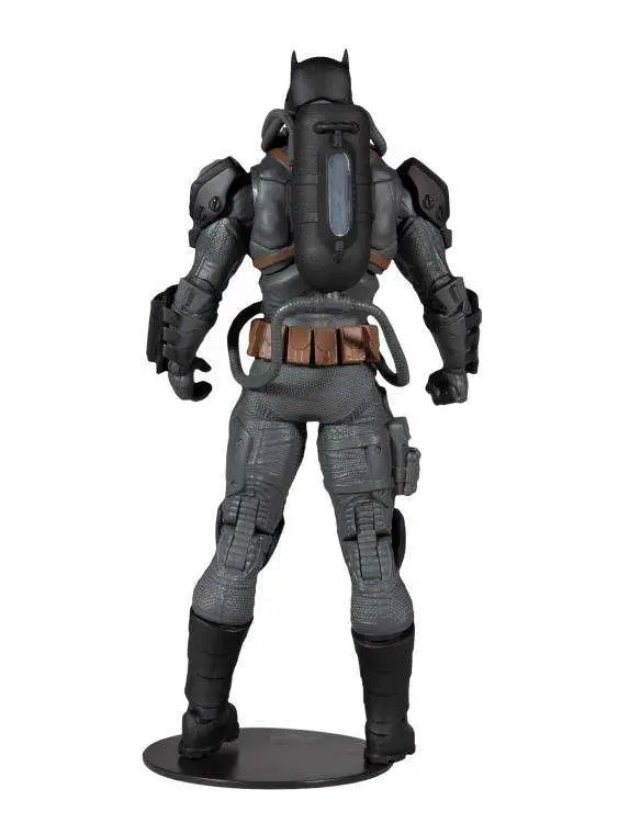 Figura mcfarlane toys dc multiverse batman hazmat suit gold label