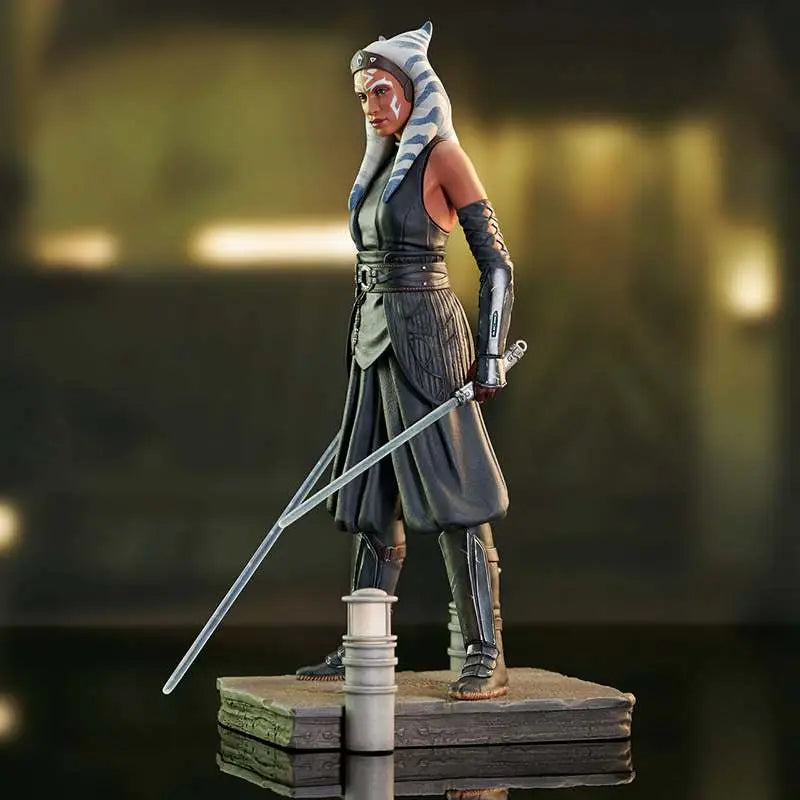 W MANDALORIAN S2 AHSOKA Estatua